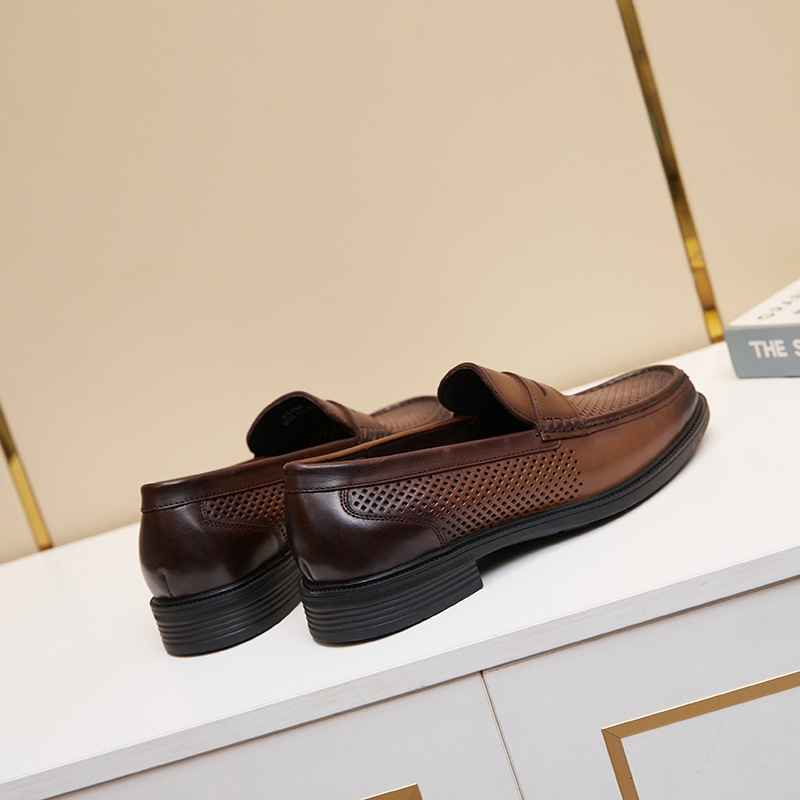 Leather hollow breathable men's business casual leather shoes cover foot punching professional men's shoes_voghion.com