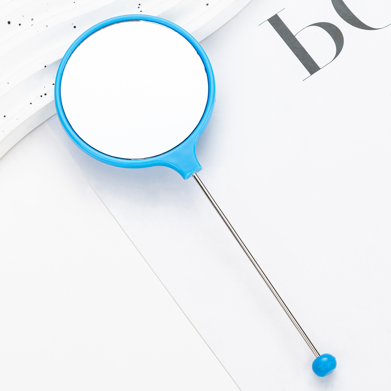 Espejo portátil de alta definición, espejo de mano, espejo de mano, espejo de maquillaje de mango especial para niñas