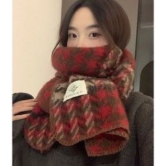 韓国のマフラーの女性秋と冬の2024の新型の保温は高級感のあるストールの両用の雰囲気感のクリスマスのプレゼントを合わせます。