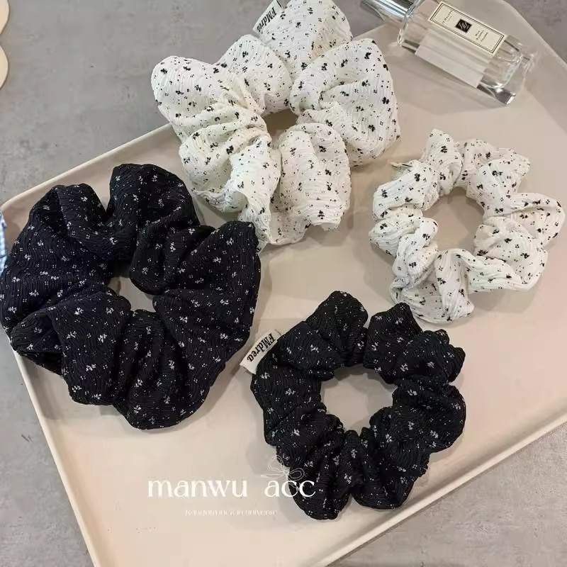 Temperamento negro y blanco flor triturada anillo de cabello de intestino de alta altura elástico de cola de caballo cuerda de cabello no daña el cabello adornos de cabello de cabello de cabello de cabello duradero
