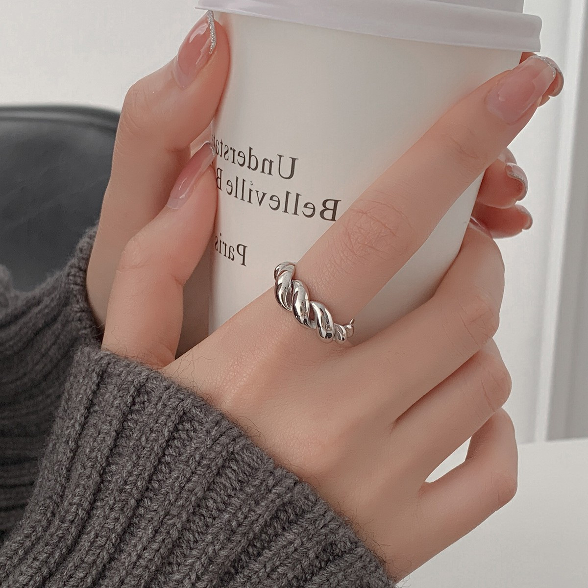 Korean Style S925 Silver Distinctive Twist Striped Ring Women's Vintage Fashionable Horn Bag Open Finger Ring Creative Finger Ring