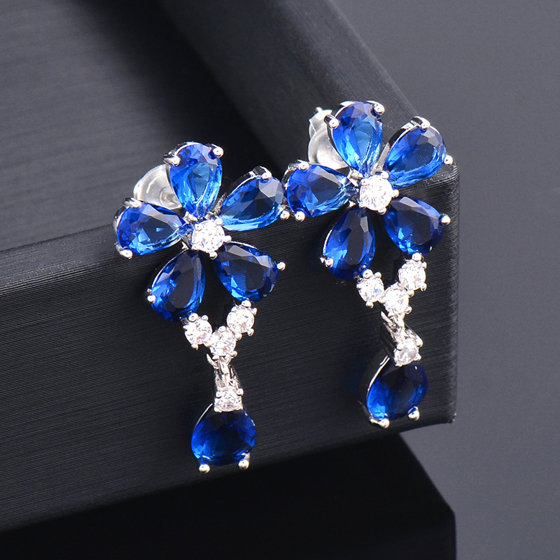 Fashion Flower Copper Plating Inlay Rhinestones Drop Earrings 1 Pair