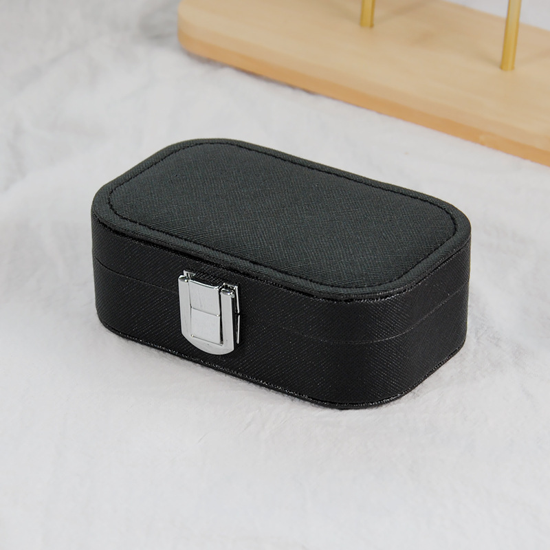 Botón a presión con patrón de cruz-negro; 11.5*7.5*4