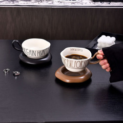 クリエイティブヨーロッパセラミックコーヒーカップとソーサーオフィスセラミックカップホーム朝食カップ大容量コーヒーミルクカップとソーサー