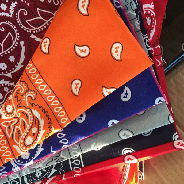 Xuanjin factory direct supply outdoor sports magic headscarf cashew flower square scarf riding mask headscarf in stock wholesale