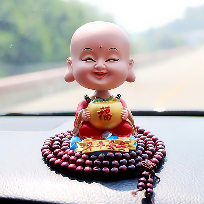 자동차 장식품 흔들기 작은 스님 진정 평화 자동차 액세서리 자동차 수지 흔들리는 머리 인형 귀여운 남녀 용품