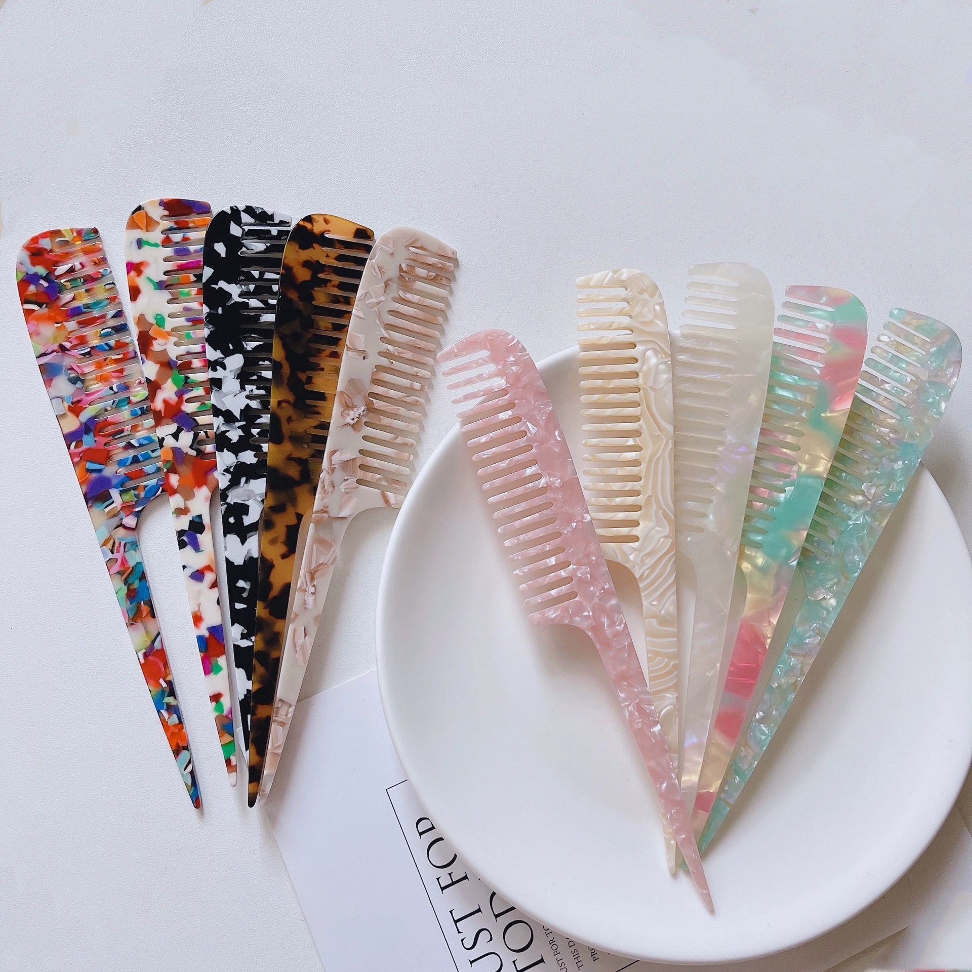 High -quality ~ South Korea's simplicity marble texture long -handle tail comb combs anti -static hair combing combed cross -border