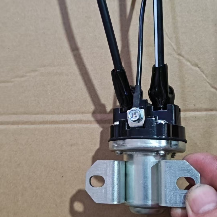 Relay, heavy truck, electromagnetic switch key, box 3