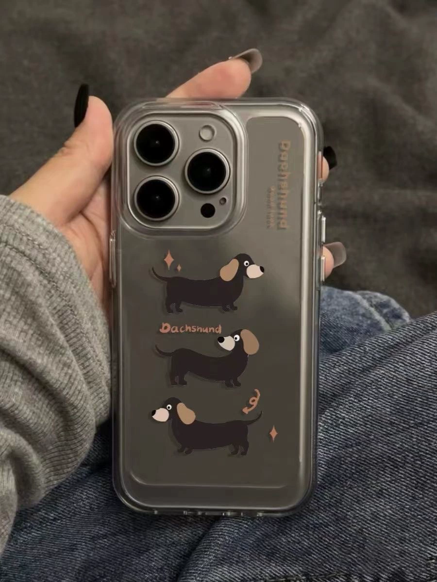 Чехол для телефона (Apple iPhone 7–16 серия) прозрачный с мультяшной таксой, защита от падений