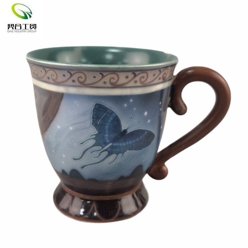 Taza de mariposa de cerámica retrógrada para niñas domésticas de alto valor facial, taza de café en forma de V, taza de pareja, regalo de mano