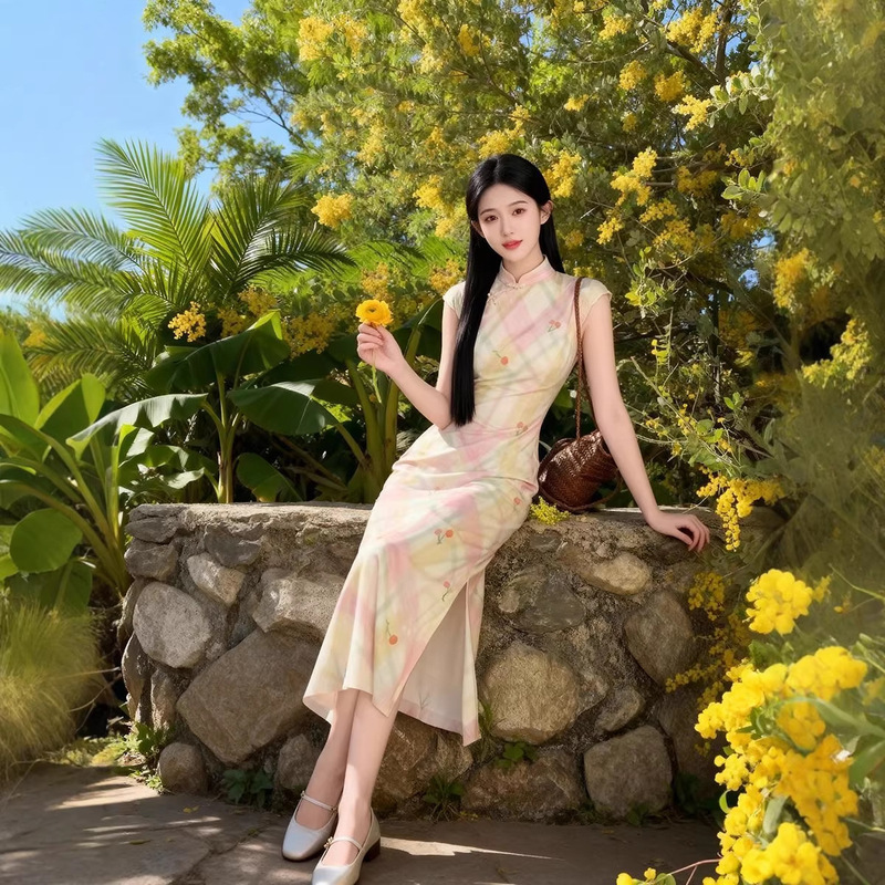 2026 Retro New Chinese-Style Improved Traditional Design Stunningly Beautiful Cheongsam for Women, 2026 Spring New Model Suitable for Daily Wear, Youthful