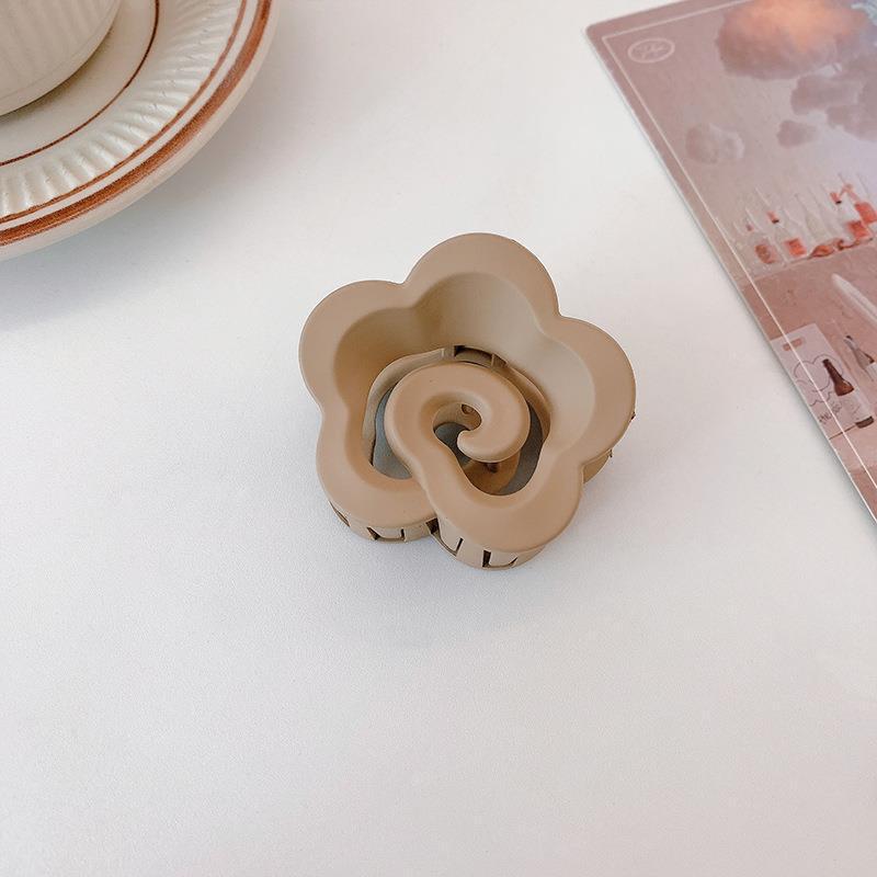 Pinza de pelo grande irregular de acrílico de estilo coreano elegante clip de tiburón grande updo clip de pelo nuevos accesorios para el cabello de alta calidad