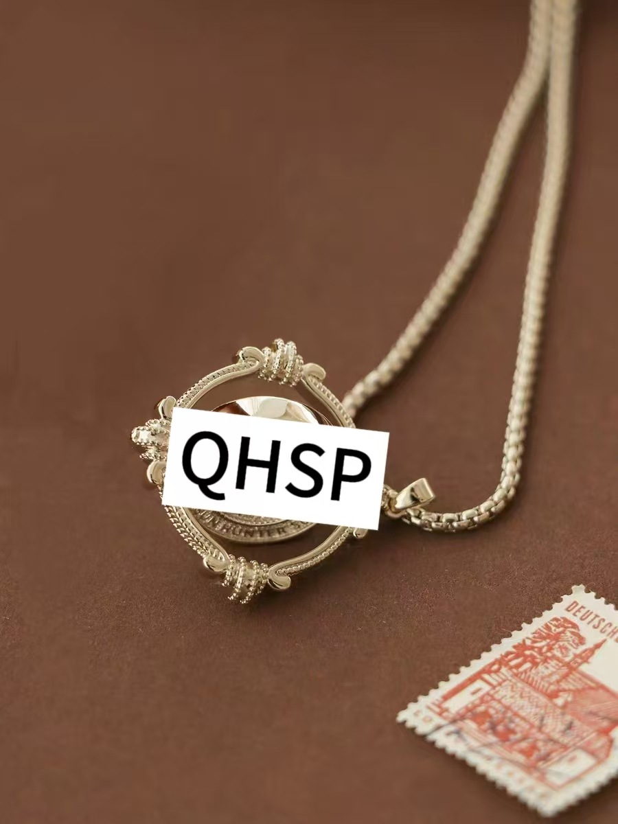 Iris Pendant Metal Necklace for Women