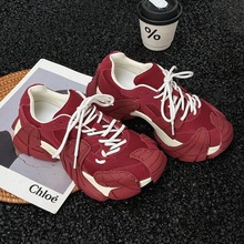 �W��վ���԰�צ�~�ϵ�ЬŮ2025�＾�¿���Ƥ���W�������e�\��Ь