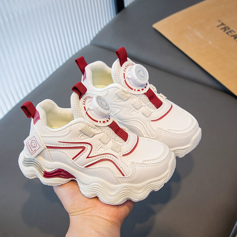 Спортивная обувь для мальчиков и девочек 2025 весна и осень новая вращающаяся кнопка с мягким дном