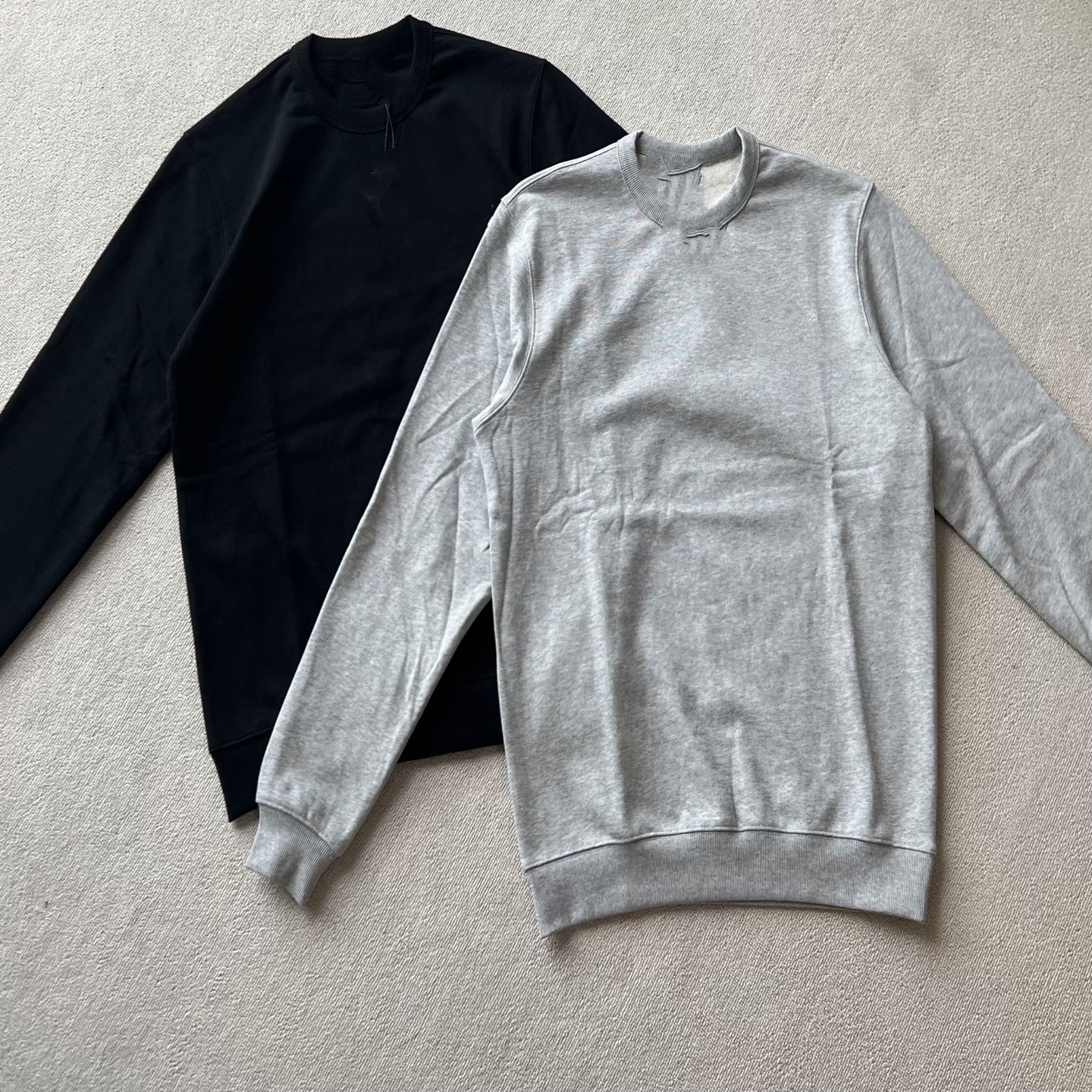70533 New hooded sweatshirt