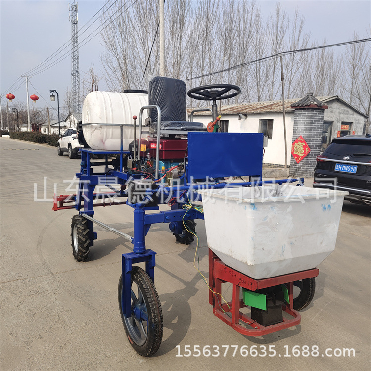 自走式四轮打药机 农用带施肥打药车三轮宽幅喷药机