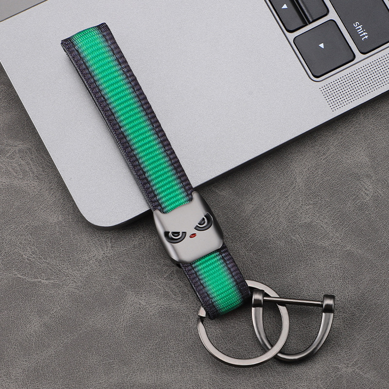 2024 nuevo llavero de coche de dibujos animados cuerda trenzada llavero metal aleación de zinc material colgante duradero a prueba de pérdidas