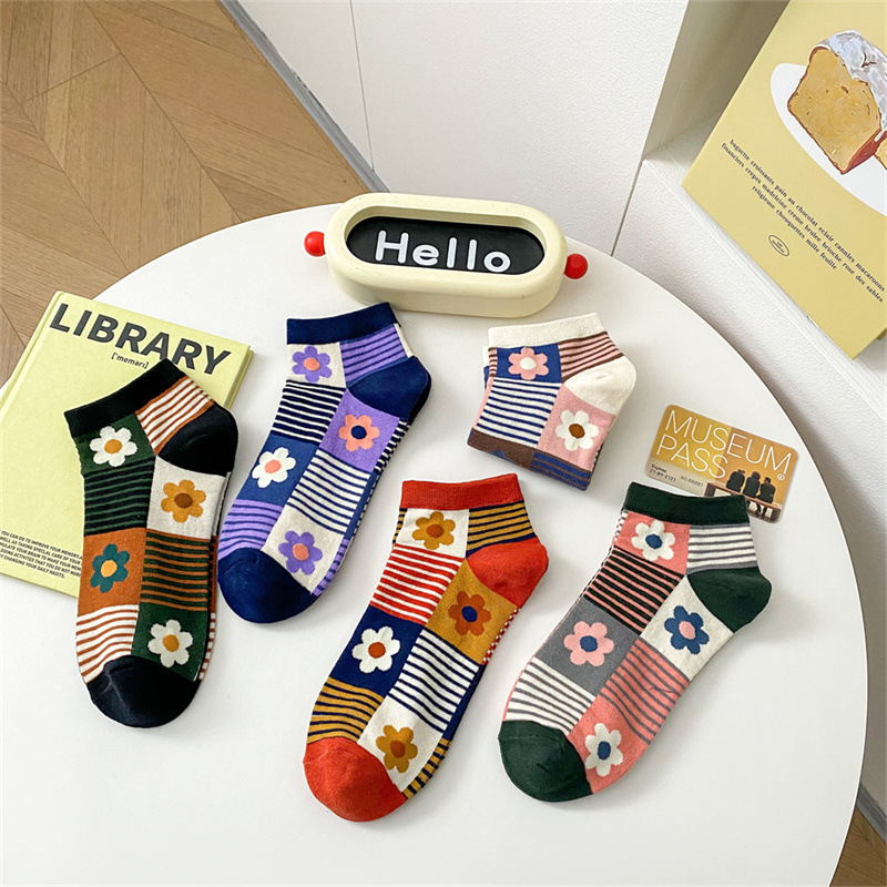 Spring and Summer new Japanese style horizontal flower women's ankle socks Korean style retro ins cotton fashion fashion socks short socks
