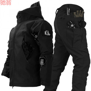 R9T Outdoor Tactical Soft Shell Jacket Men's fleece-lined Camouflage Jacket Workwear Hooded Winter Cycling Overalls