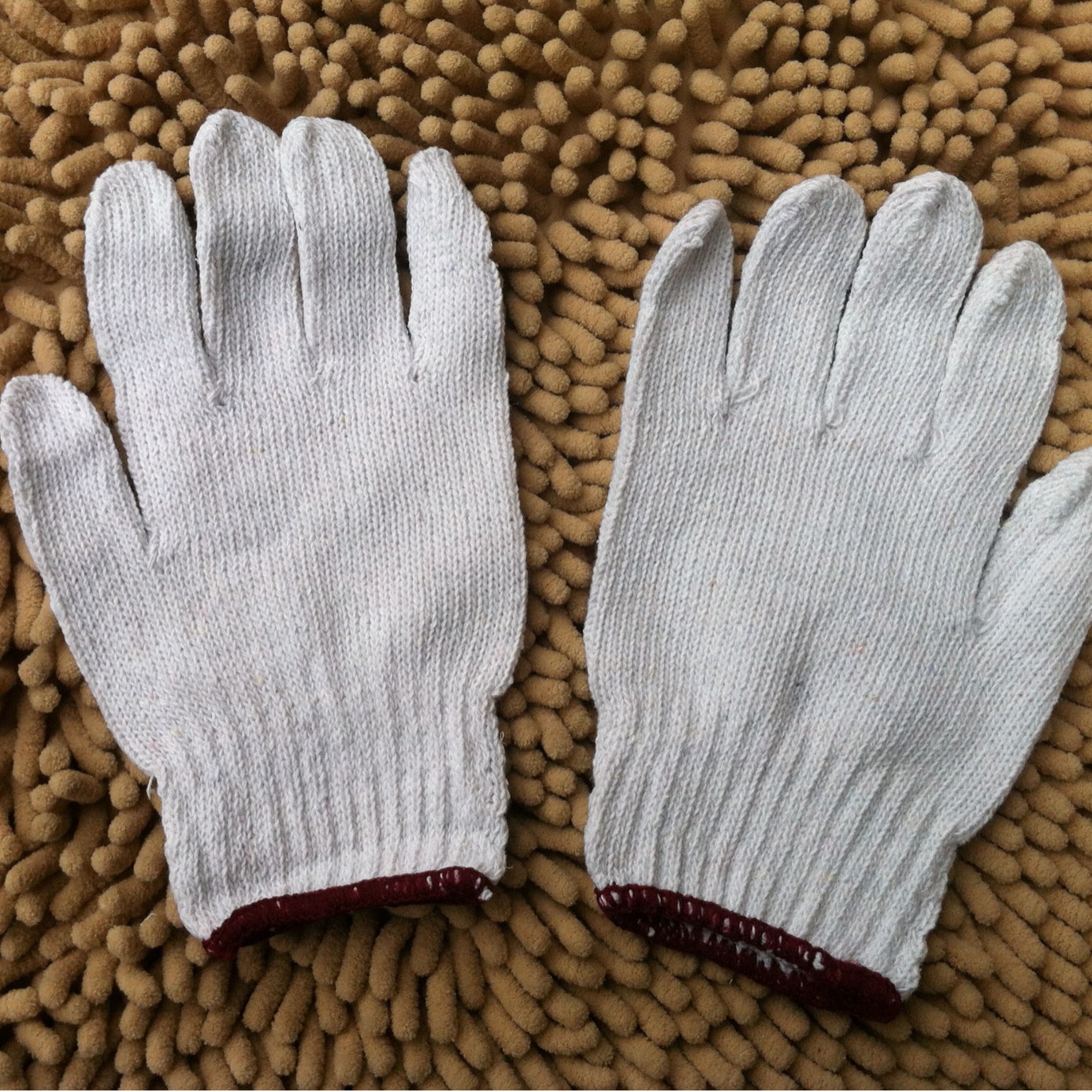 L036B劳保手套+义乌百货批发二元店棉纱手套2元店货源日杂百货