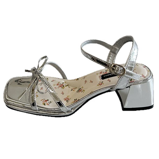 Summer retro slippers, suitable with a skirt