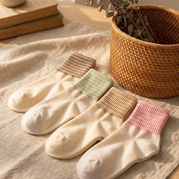 Mugwort Foot-Warming Socks, Sleep Socks Specifically Designed for Sleeping, Women's Warm Nighttime Socks That Don'T Tighten the Feet, Made of Cotton, Loose-Fitting, and Prevent Catching a Cold Mugwort Foot-Warming Socks, Sleep Socks Specifically Designed for Sleeping, Women's Warm Nighttime Socks That Don'T Tighten the Feet, Made of Cotton, Loose-Fitting, and Prevent Catching a Cold