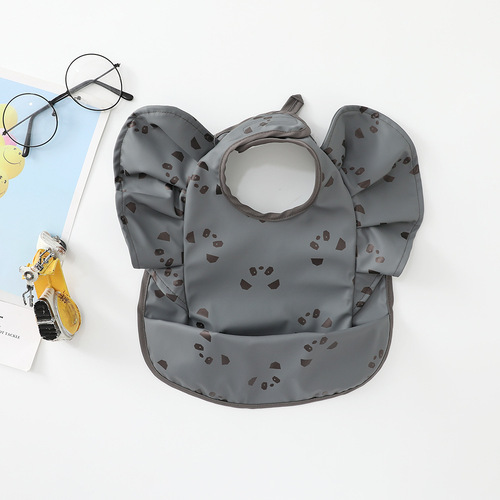 Denmark's new baby food bag angel wings bib PU waterproof bib for children to add complementary food waterproof saliva