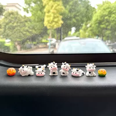 Dashboard Ornament Creative Car Decoration – Car ornaments - free-traceless-glue-cute-little-cow-set-of-6-big-orange-and-big-italian