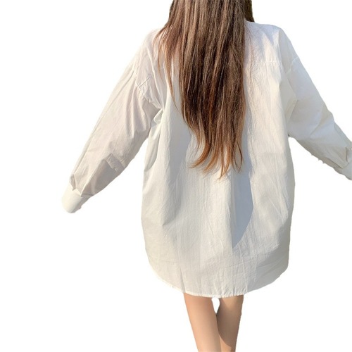 Photographed 2024 Summer French Style White Women's Loose Fit Shirt Design Fashion Niche Long Sleeve Sun Protection Top