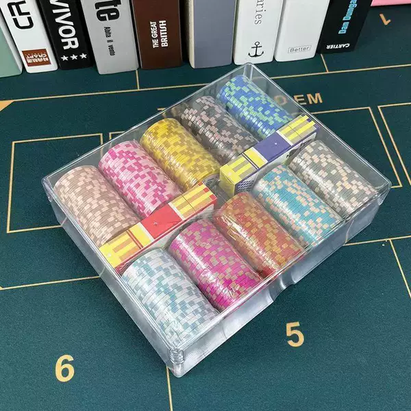 200 Chip Box Texas Hold'Em Transparent Card Tray Chip Rack Points Coin Storage Box Code Box
