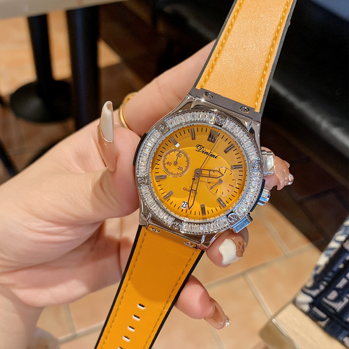 Timini  new casual fashion five-pin disc real silicone band watch temperament water diamond English watch for women