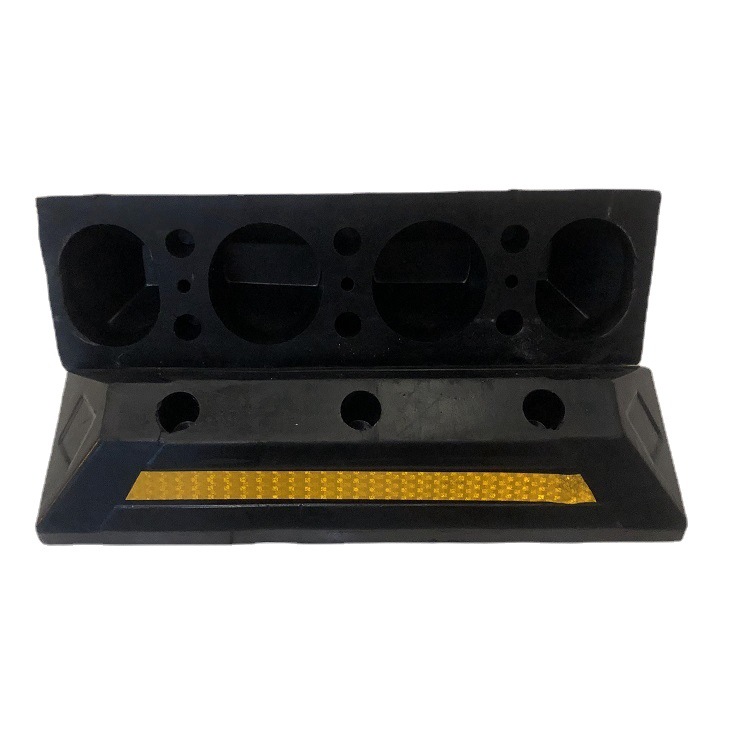 车轮定位器倒车垫橡胶挡车器反光定位器防撞块橡胶车轮器挡阻位器