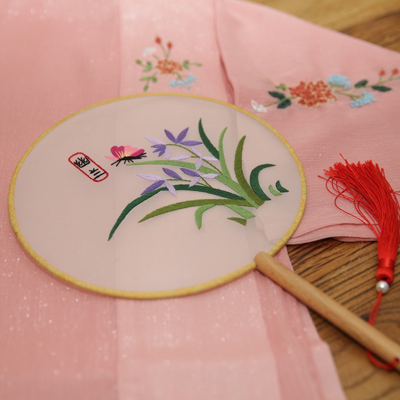 Bordado DIY hecho a mano Lu Bordado producción ventilador material paquete antiguo estilo organza translúcido principiante bordado de doble cara