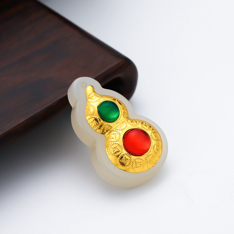 New gold-inlaid jade gem gourd pendant, solid gold with white jade inlay, unisex jade craft pendant, promotional wholesale