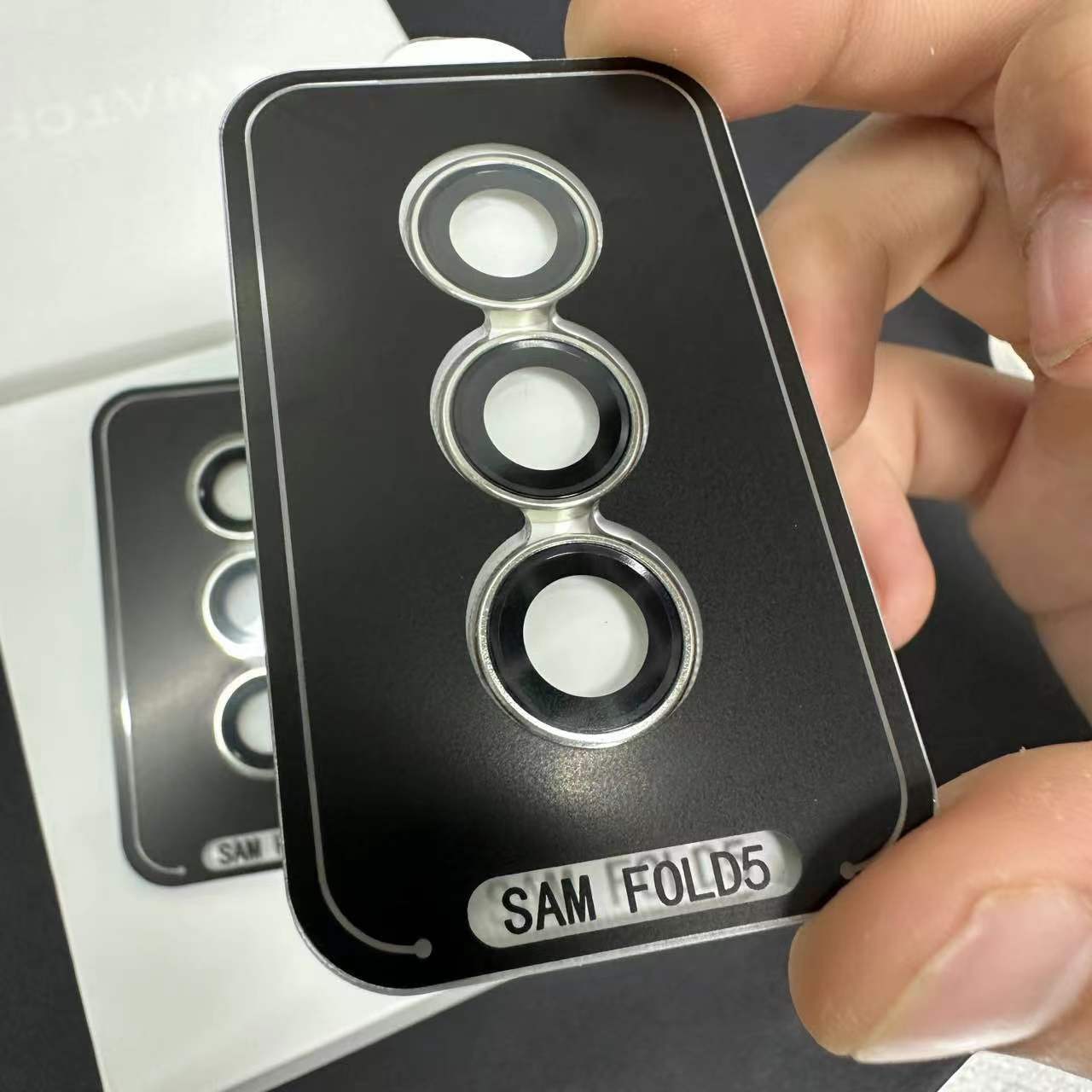 Adecuado para Samsung fol5 máquina original águila ojo lente película ar anti-penetración artesanía Samsung flip5 lente localizador ajuste