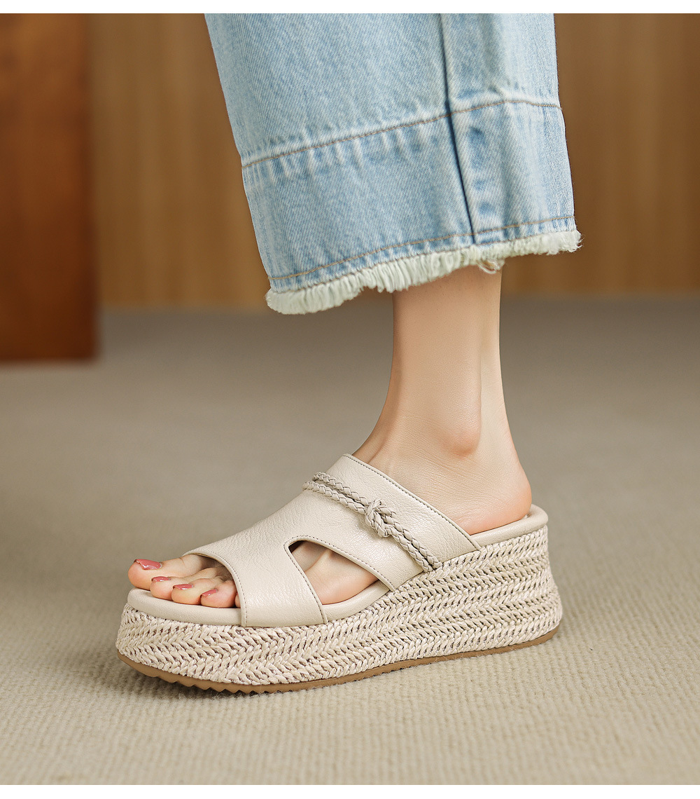 Dép sandal nữ quai chữ V đế xuồng cao 9 cm, chất liệu da cừu mềm, phong cách nghỉ dưỡng — màu trắng ngà, Tên chi tiết 19