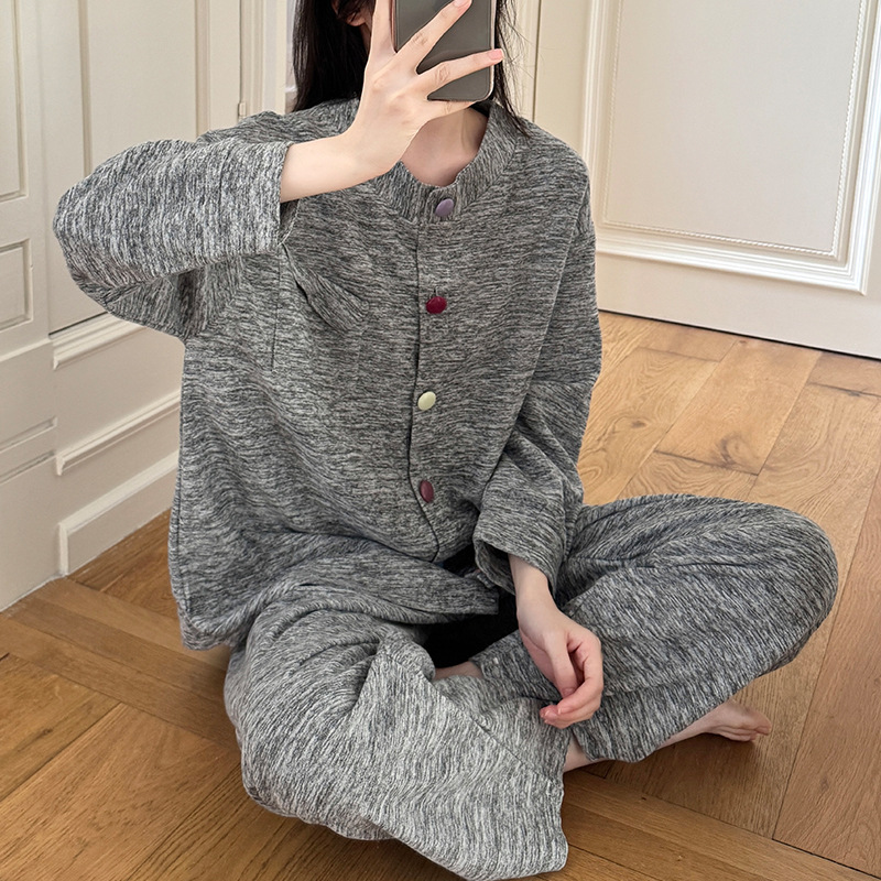 New Pajamas for Women in Spring and Autum Cashmere Velvet Long-Sleeved Cardigan Pure Color Suit Loose Large Size Can Be Worn Outside Home Clothes New Pajamas for Women in Spring and Autum Cashmere Velvet Long-Sleeved Cardigan Pure Color Suit Loose Large Size Can Be Worn Outside Home Clothes