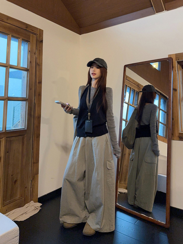 韩系穿搭灰色针织衫挂脖吊带水洗工装休闲裤女2025秋季新款套装潮|undefined