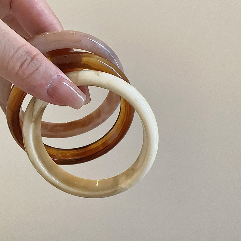 Nueva pulsera redonda manchada china moda celebridad de Internet con el mismo estilo pulsera de temperamento nicho retro joyería de alta gama al por mayor