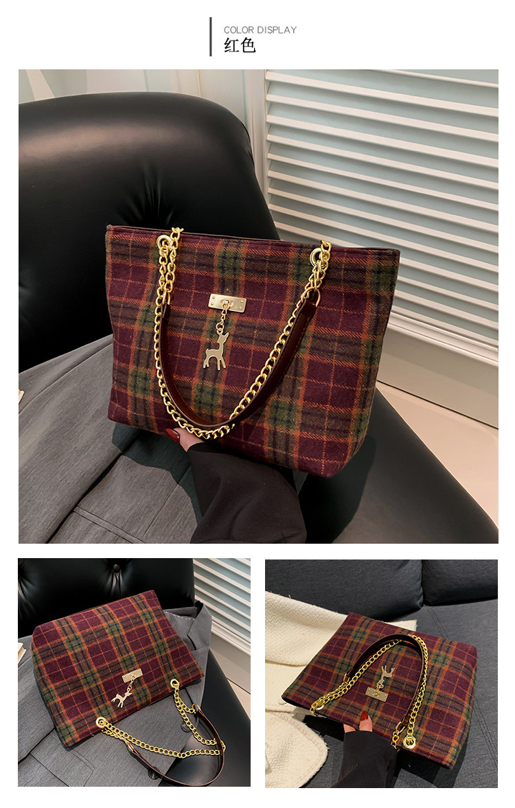 Fashionable woolen trendy striped deer bag for women, new autumn 2024 collection, chain niche single-shoulder crossbody bag undefined