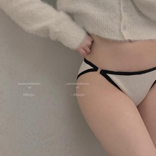 French discreet pure cotton thin-strap briefs for women, low-waist breathable cotton crotch lift, contrasting color thong T-pants