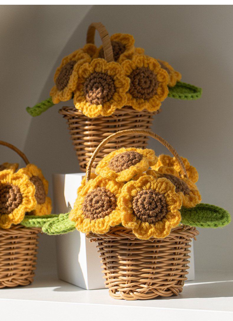 手工针织向日葵迷你花篮成品毛线仿真太阳花盆栽摆件节日礼品摆摊详情9