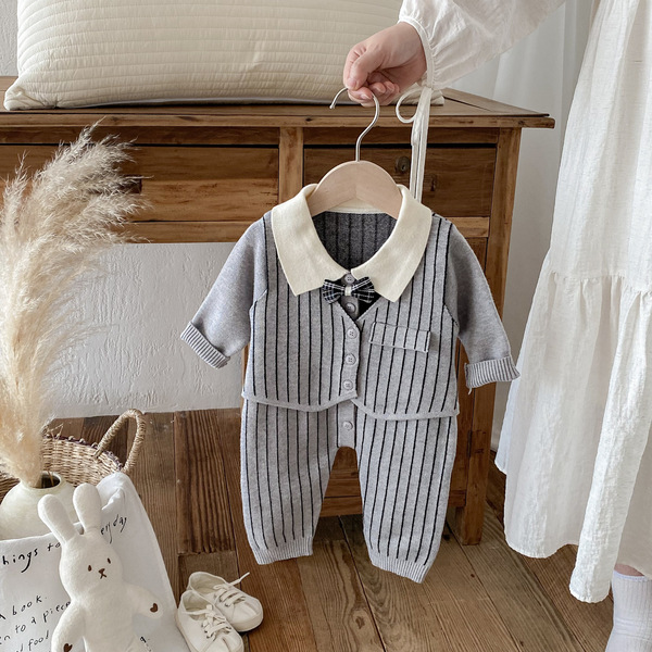 Autumn dress for early age