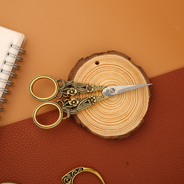 Elite retro scissors