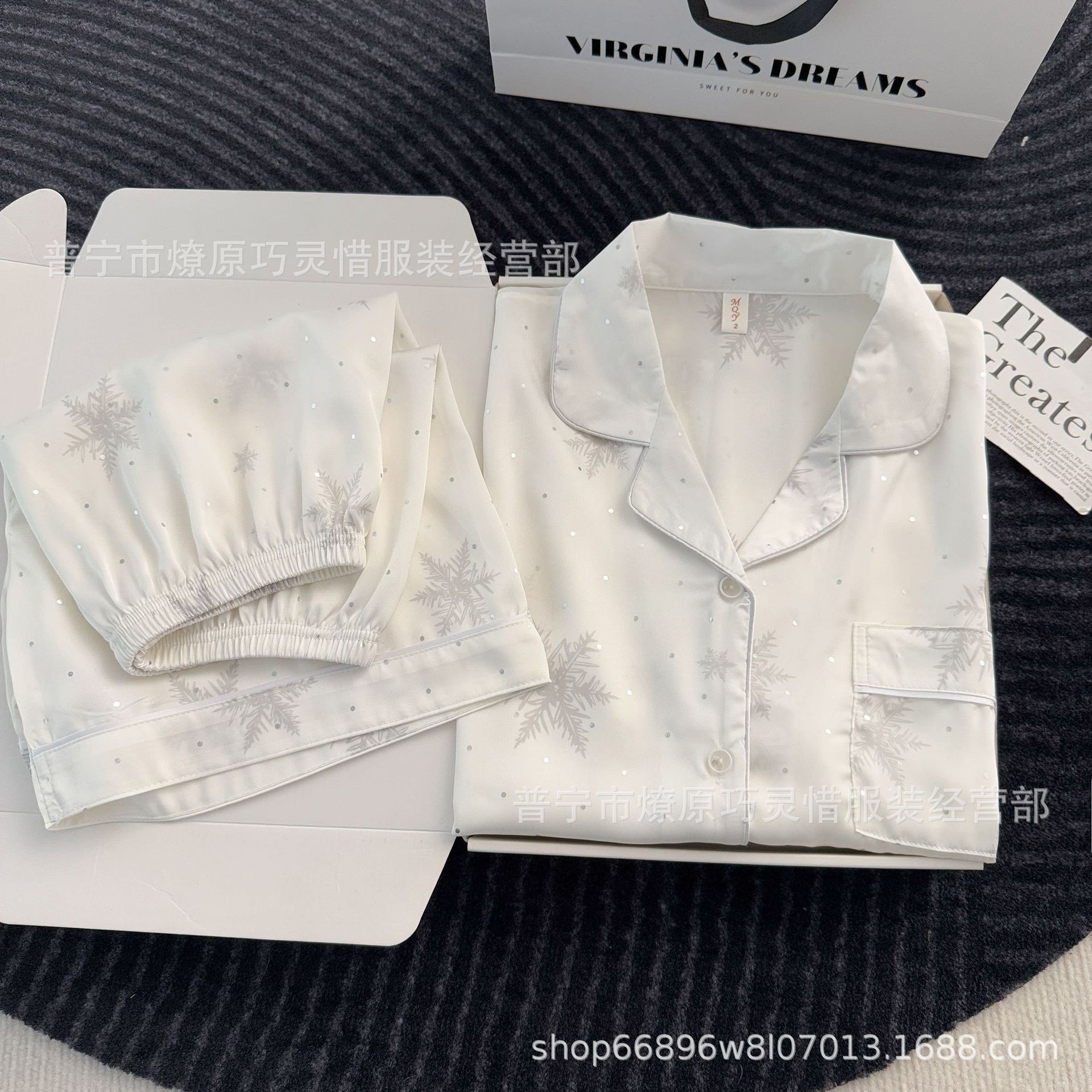 Pijama de verano nuevo hielo pantalones cortos de mangas cortas de dibujos animados KT gato coreano dormitorio de estudiantes ropa delgada set