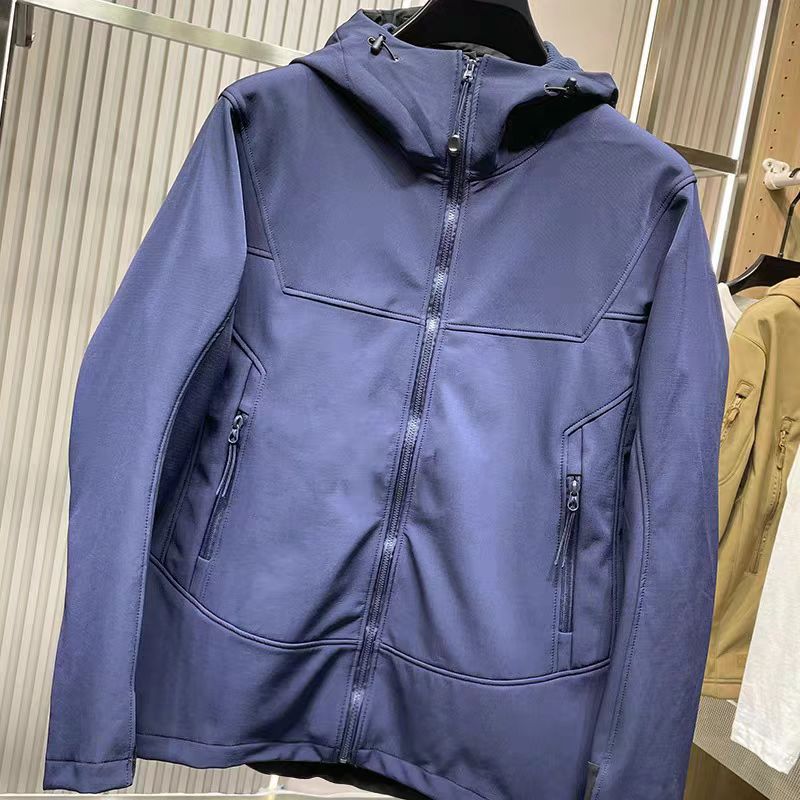 鳥の家の同じタイプの柔らかい殻の突撃服の男女秋冬の防風防水とベルベットの柔らかい殻の服の片面の絨毯のコートの卸売り