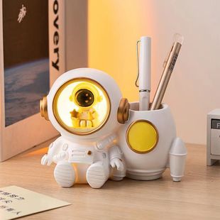 Astronaut Creative Pen Holder Night Light Cute Pen Holder Boy Birthday Gift Popular Desktop Astronaut Ornament
