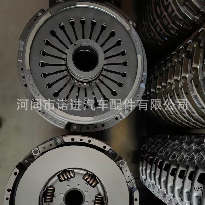 Heavy Duty Truck Clutch Kit, A0272502001, 0072508404, 0212506701