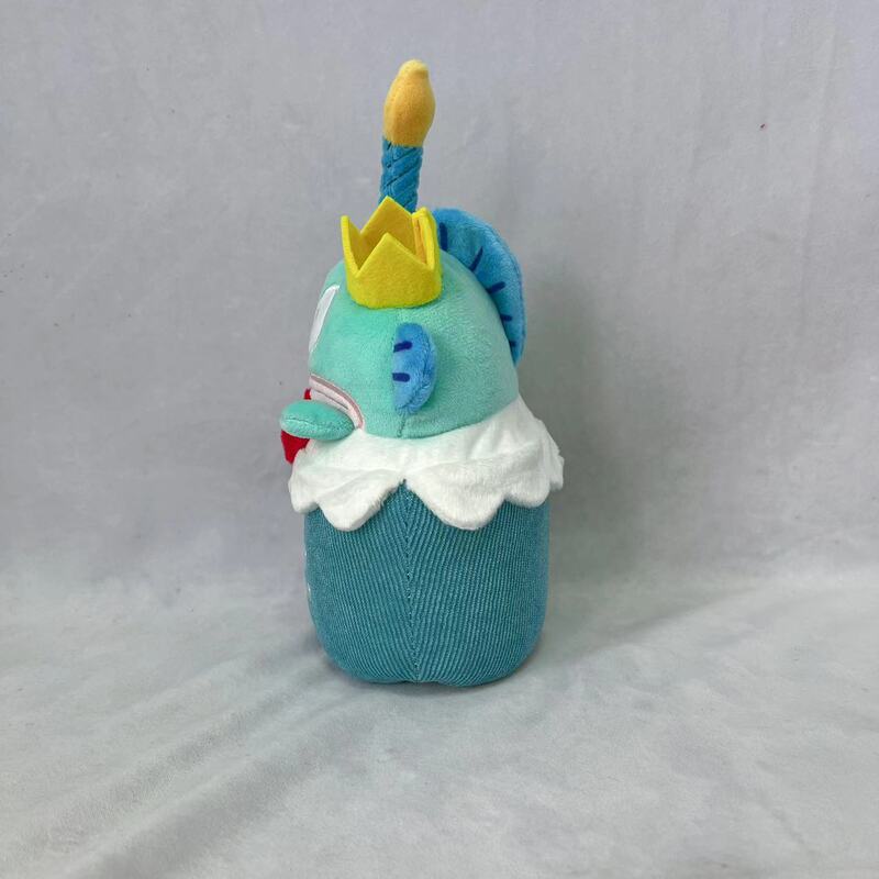 かわいい漢トン醜い魚のカルビー誕生日ケーキぬいぐるみが歌うクリエイティブな誕生日プレゼント|undefined